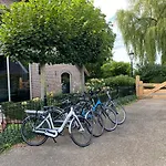 Vakantiehuis Hofstede Den Hul- Riant&authentiek